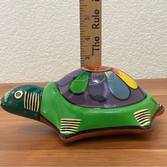 Unsigned Handpainted Mexican Pottery Redware Colorful Turtle Figurine - Picture 8 of 14